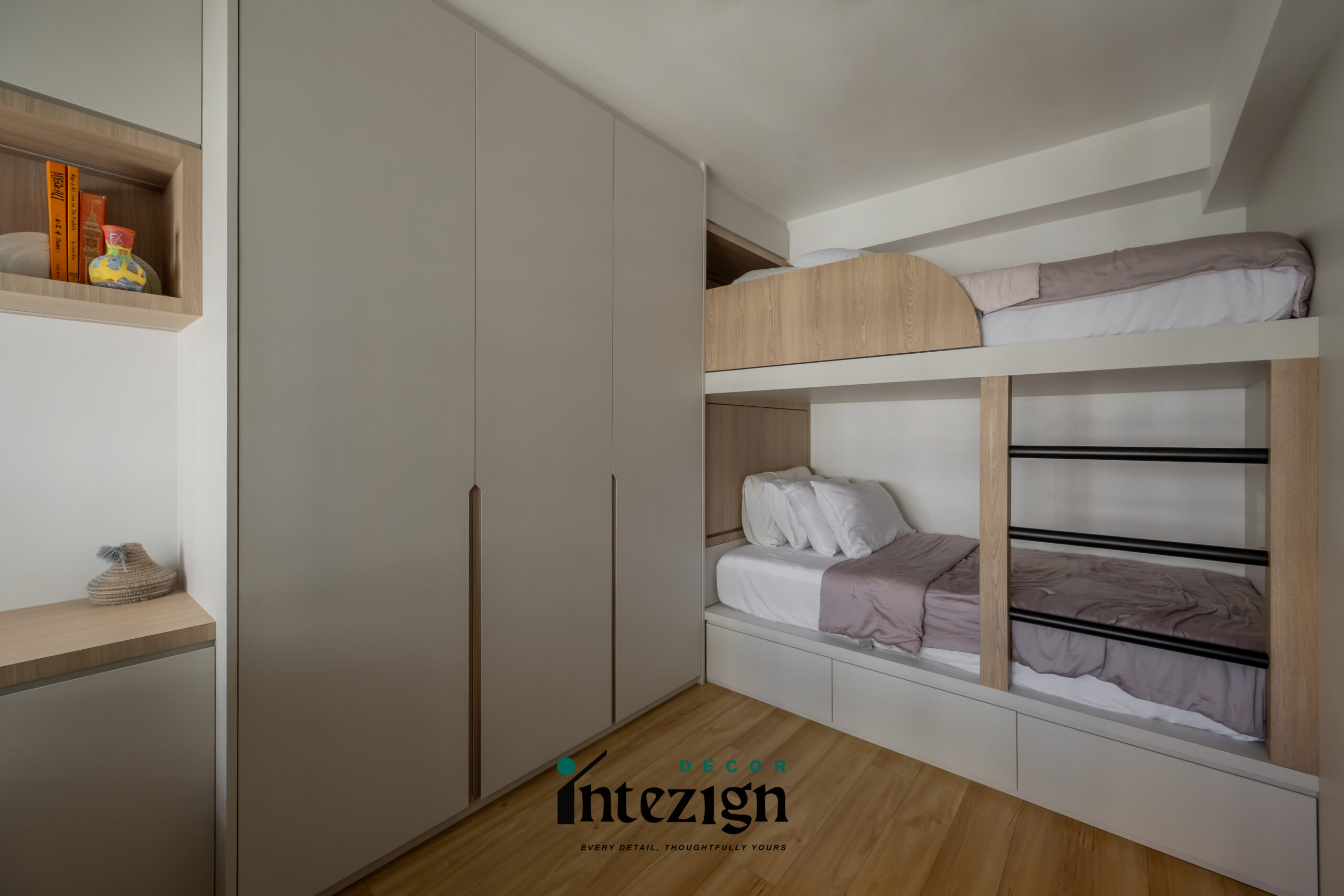 unizign-10